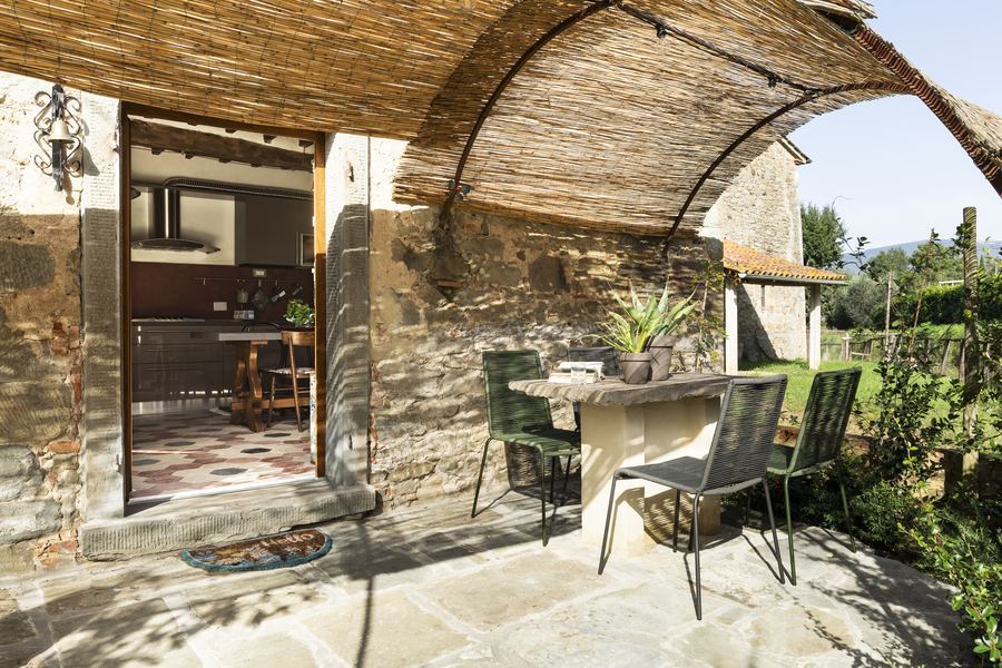 Accesso cucina dal giardino